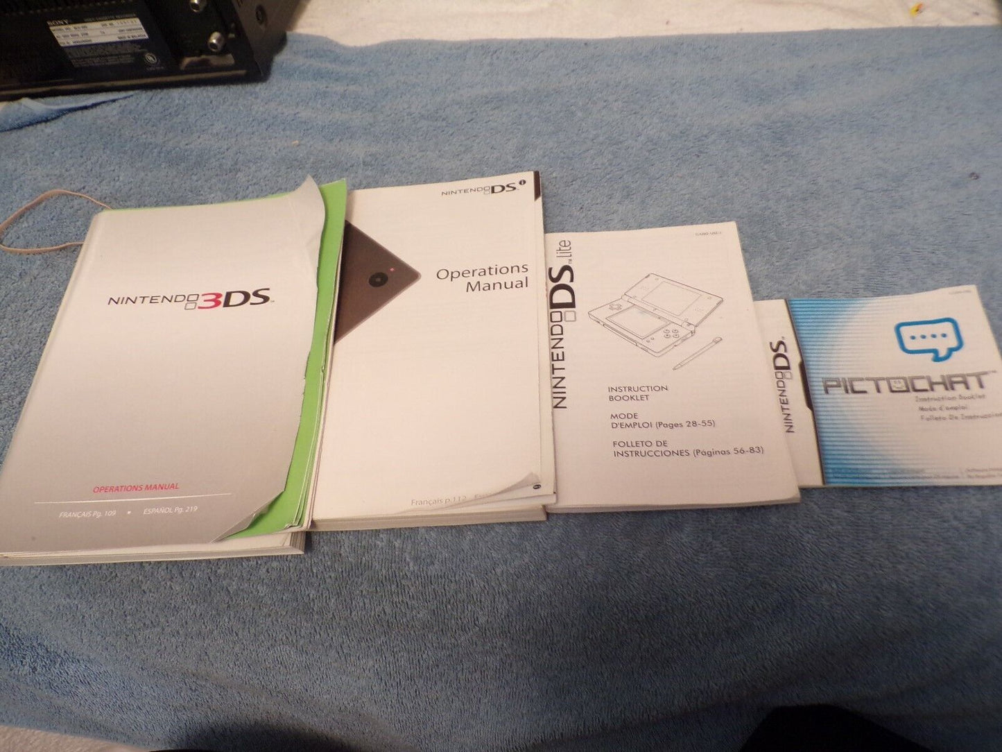 Lot of DS Game Manuals