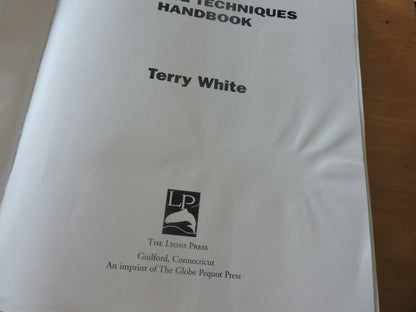 THE SAS FIGHTING TECHNIQUES HANDBOOK, TERRY WHITE 1977
