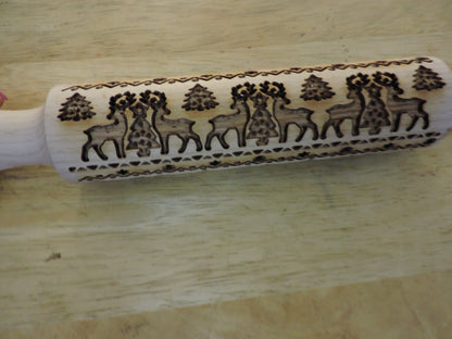 WOODEN EMBOSSED ROLLING PIN (14X1.5 INCHES) REINDEER/TREE DESIGN