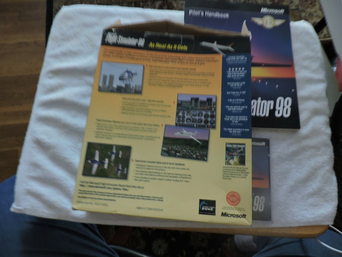 MICROSOFT FLIGHT SIMULATOR 98 AS REAL AS IT GETS 1998