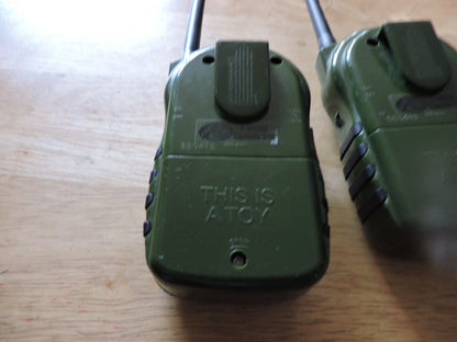 BASS PRO SHOPS TOY WALKIE TALKIES BATTERY OPERATED-SET OF TWO