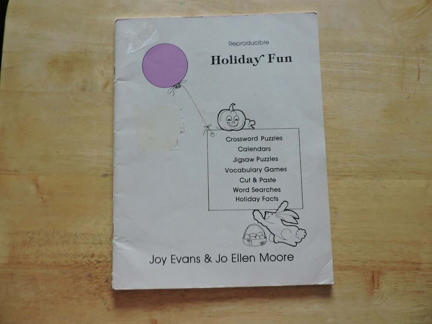 Reproducable Holiday Fun Book (Teachers/ Home Schoolers)