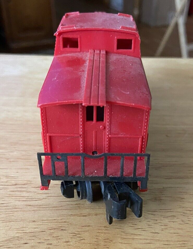 American Flyer Model Railroad Caboose-"American Flyer Lines." Caboose