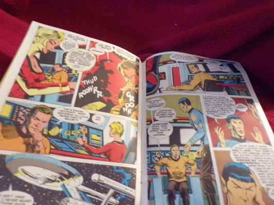 Vintage (1979) Star Trek Book and Record (45RPM) set features: 