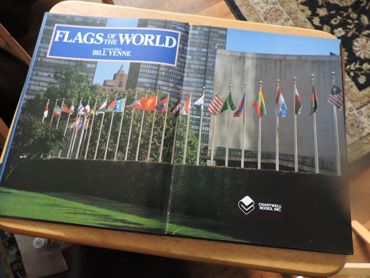 Flags of the World by Bill Yenne (1993, Hardcover)