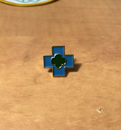 Girl Scout: Daisy Safety Award Pin