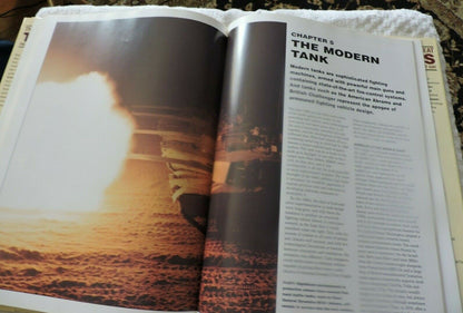 THE WORLD'S GREAT TANKS FROM 1916 TO THE PRESENT DAY--ROBERT FORD 1997