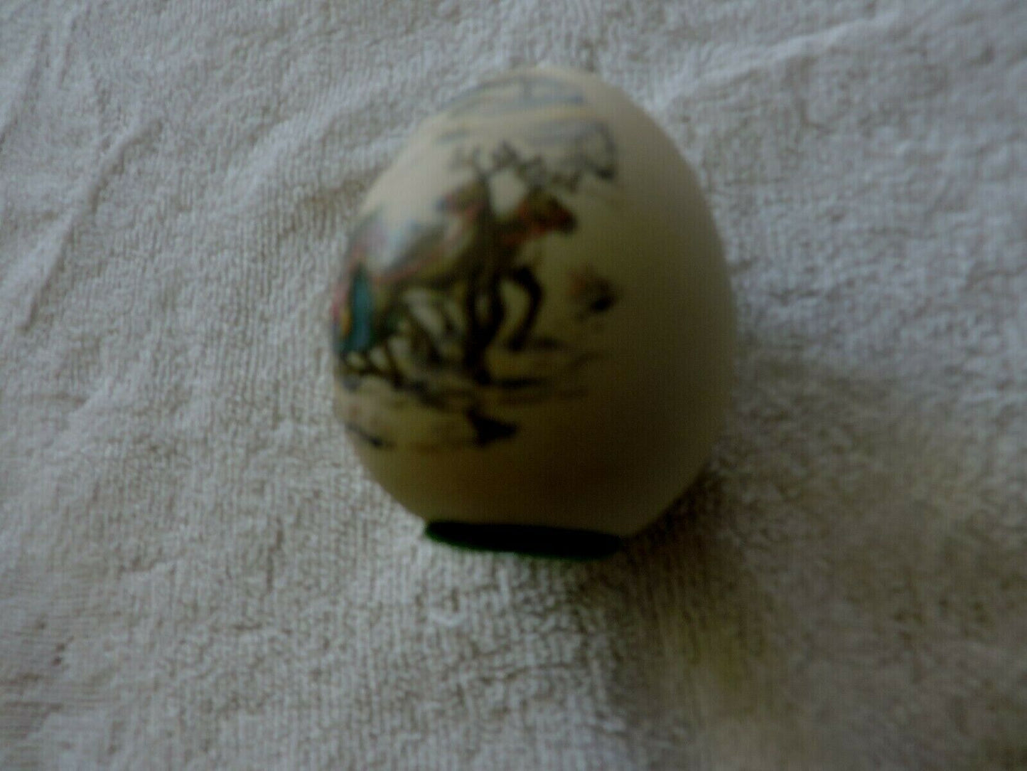 WOMACK DECORATIVE EGG---SLEIGH SCENE   USA
