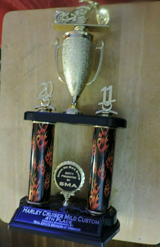 HARLEY CRUISER MILD CUSTOM 4TH PLACE TROPHY  2011