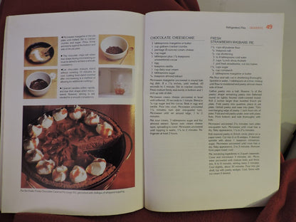 Betty Crocker's Microwave Cooking  1982