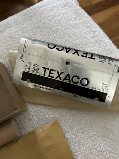 SILVER STREAK-8000 GALLON SINGLE DOME TANK CAR-SS601--TEXACO