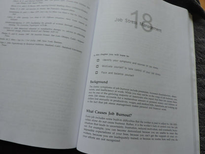 THE RELAXATION & STRESS REDUCTION WOOKBOOK  5TH EDITON--2001