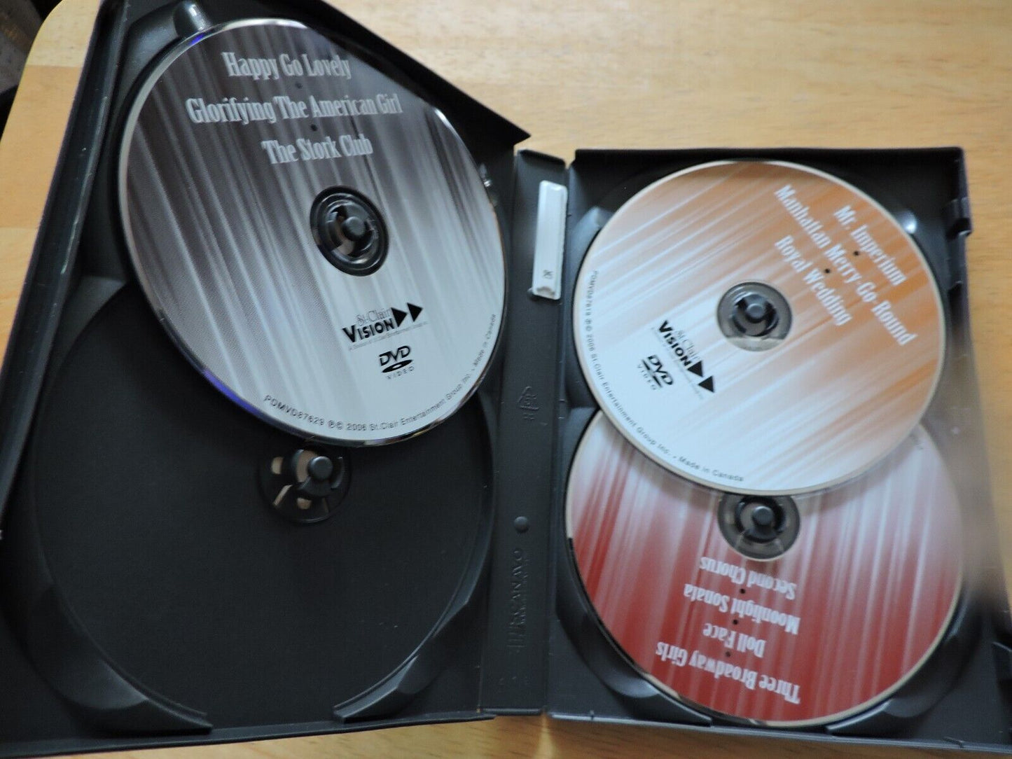 HOLLYWOOD MUSICALS-10 CLASSIC ON 3 DVDS 2006
