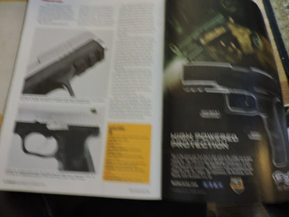 HANDGUNS  DECEMBER 2017/JANUARY 2018  HOW TO SHOOT AT COSE QUARTERS