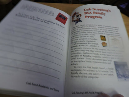 TIGER CUB HANDBOOK--CUBSCOUT 2010 PRINTING