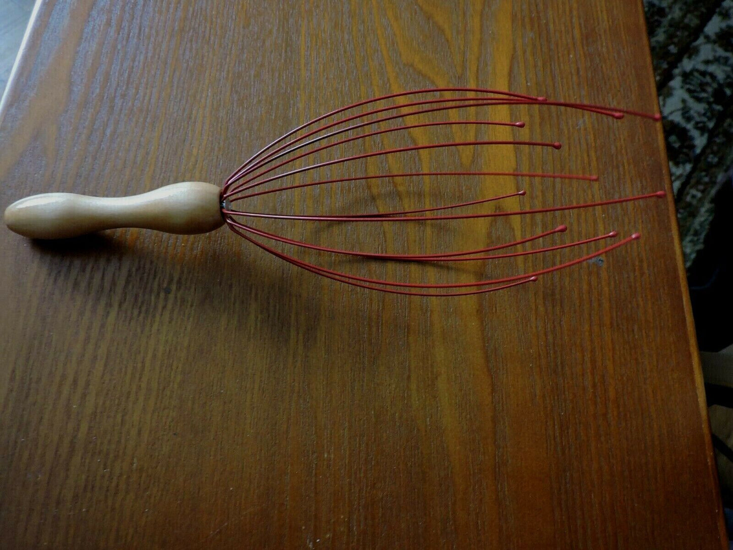 SCALP MASSSAGER NIP