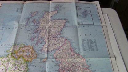 The National Geographic Magazine Map The British Isles & Medieval England 1979