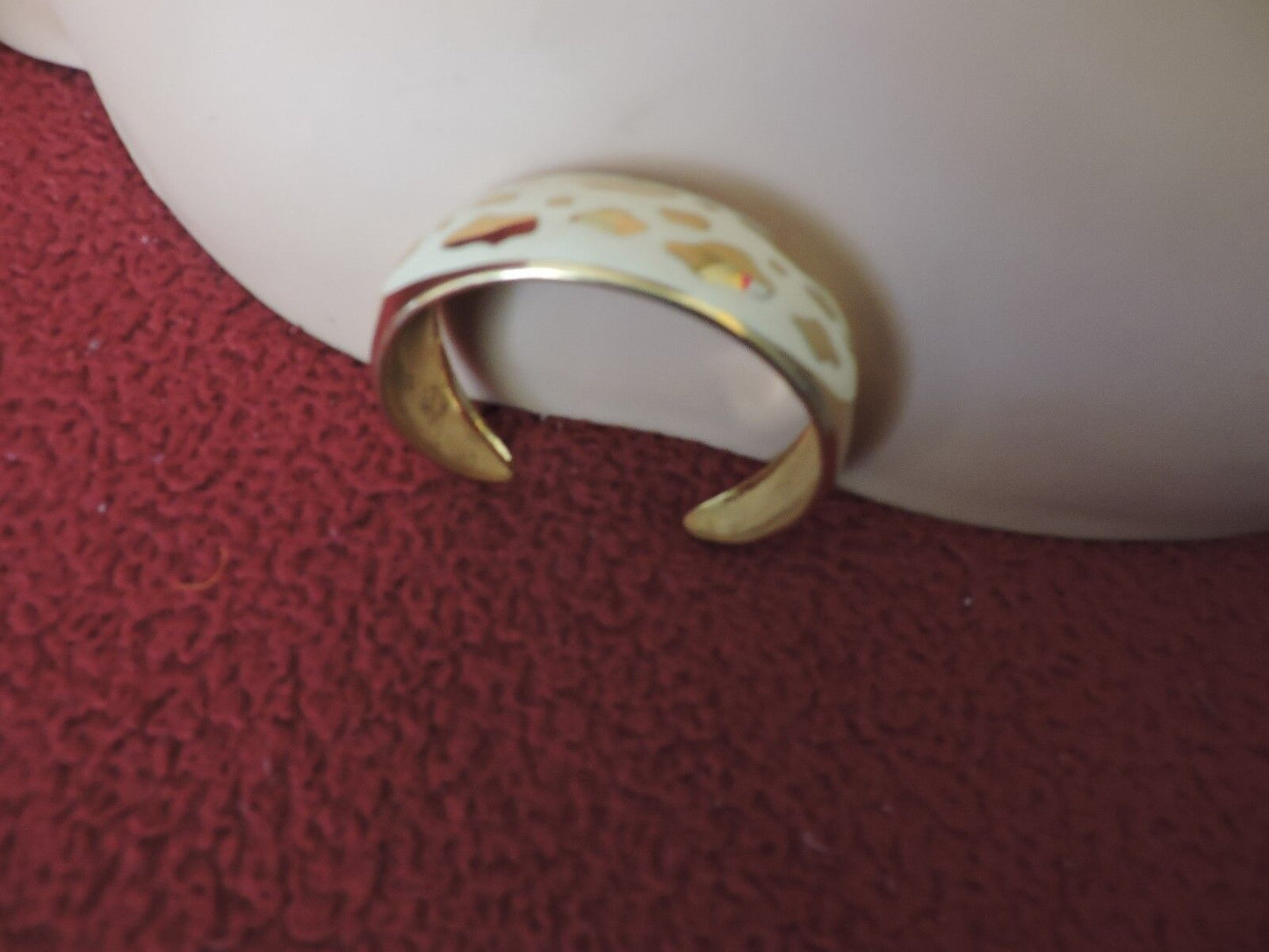 Beige on Gold Bracelet