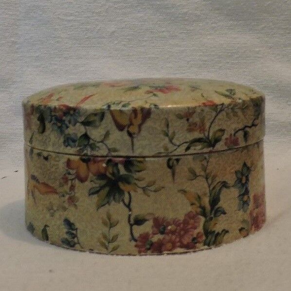 Small Circular Trinket Box Decorated with Floral Pattern and Birds