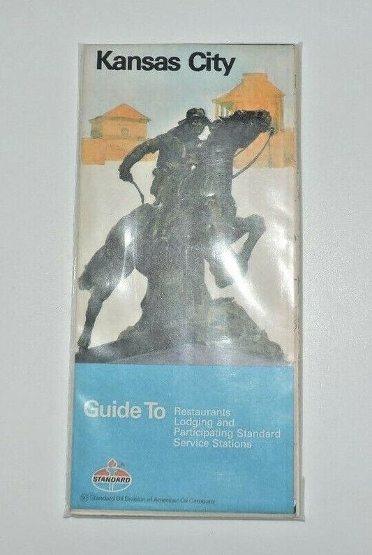 Vintage Guide To Kansas City Map and Brochure (Standard Gas)