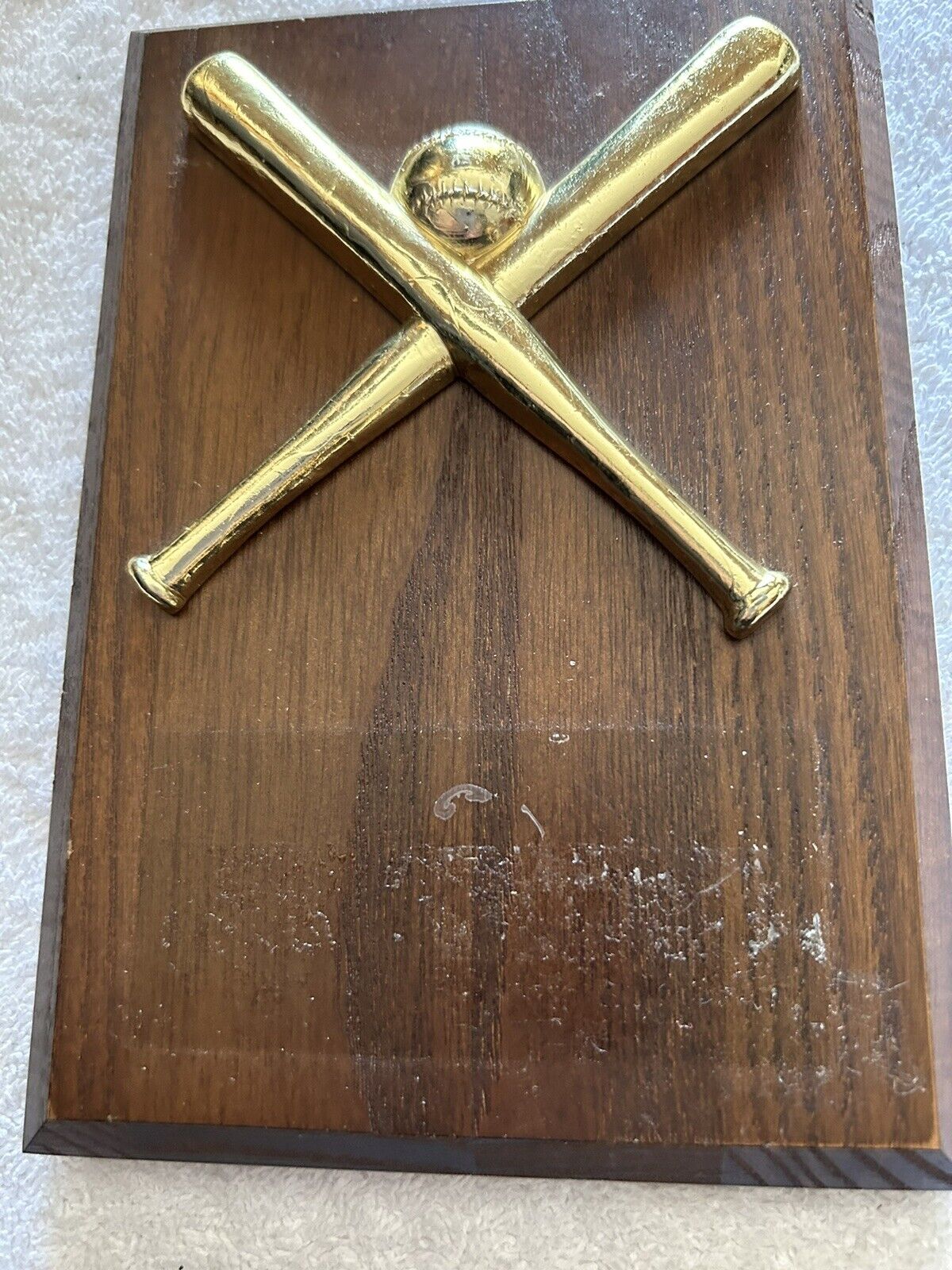 PLAQUE:  BATS--WOOD BASE-- 6.5X 4.5 X.5 INCHES
