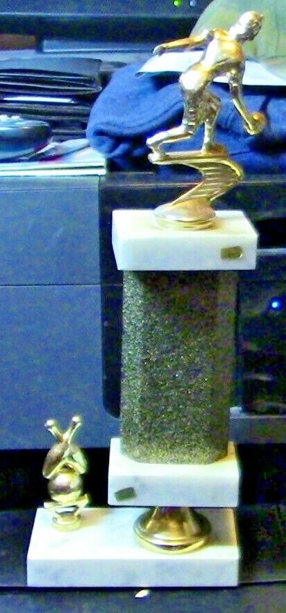 Bowling Trophy (Ready for a new engraving plate) 14" Tall