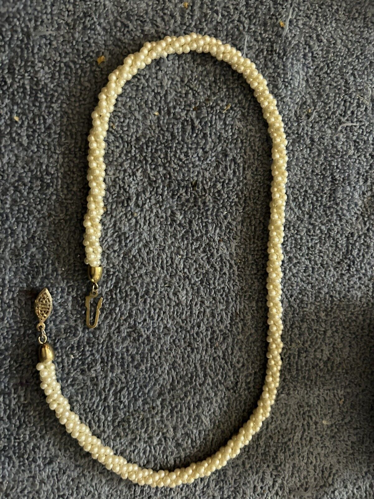 18 INCH (end to end) SMALL WHITE BEADS NECKLACE