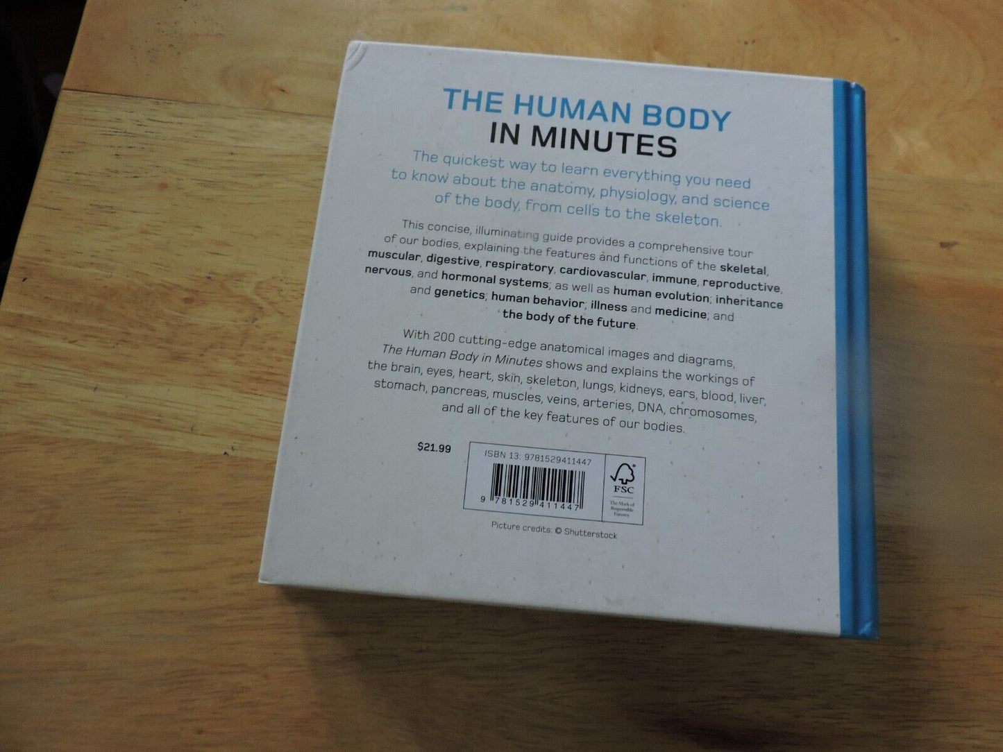 THE HUMAN BODY IN MINUTES BY TOM JACKSON 2020