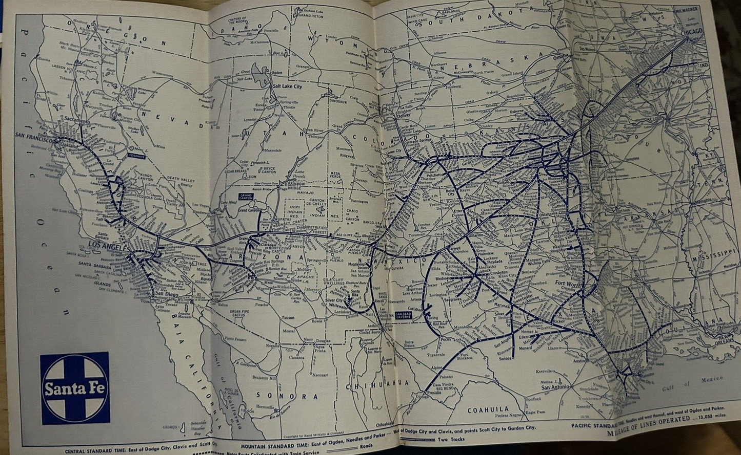 SANTA FE TIMETABLE 1966 FALL/WINTER