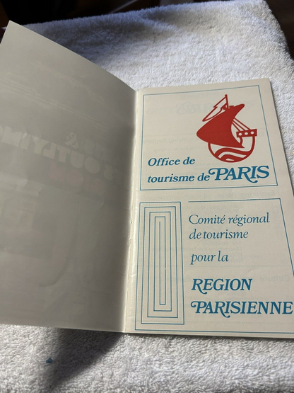 PARIS & ITS OUTLYING REGION, OFFICE de tourisme de PARIS  1975