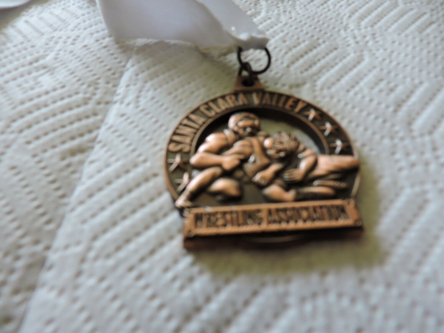 SANTA CLARA VELLEY WRESTING ASSOCIATION MEDAL ON WHITE RIBBON