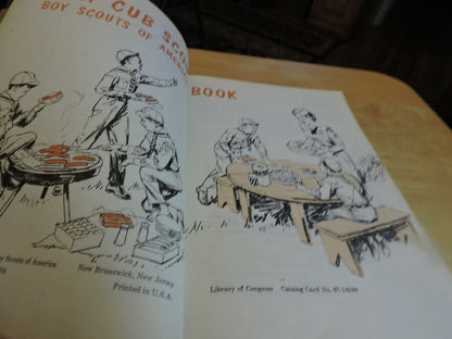 THE CUB SCOUT WOLF HANDBOOK  1970 PRINTING