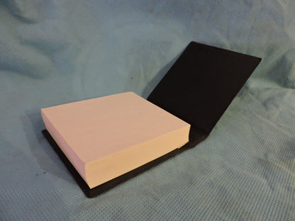 RUSSIAN MADE DESKTOP MEMO PAD WITH ANCIENT CITY PICTURED ON TOP