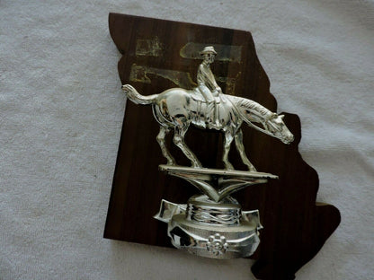 MISSOURI HORSEMANSHIP TROPHY--READY FOR A NEW NAME PLATE 7.5X7 INCHES