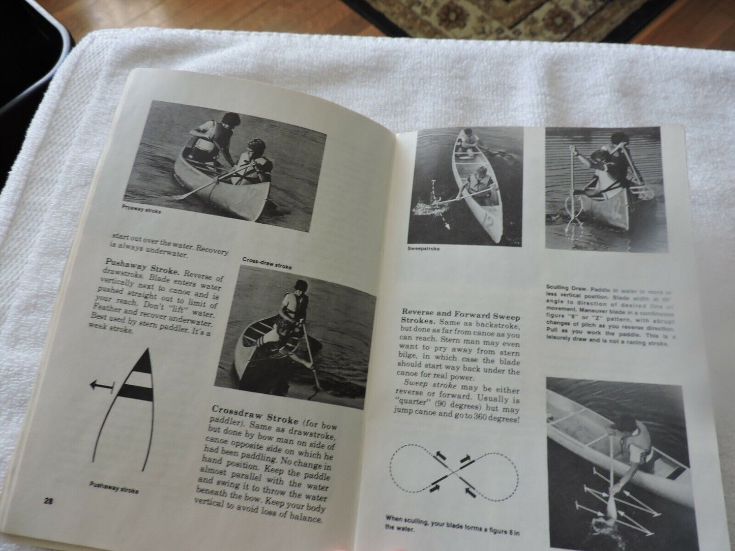 CANOEING BOY SOUTS MERIT BADGE BOOK 1986 PRINTING OF 1981 REVISION