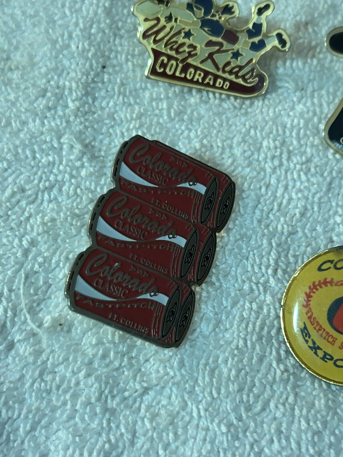 COLORADO SOFTBALL PINS-- 4--WIZ KIDS/MOUNTAIN MAGIC/EXPOS/CLASSIC FASTPITCH