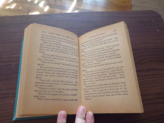 VINTAGE 1935 Hardback: Janet Hardy In Radio City-Author Ruthe S Wheeler