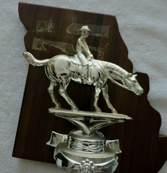 MISSOURI HORSEMANSHIP TROPHY--READY FOR A NEW NAME PLATE 7.5X7 INCHES