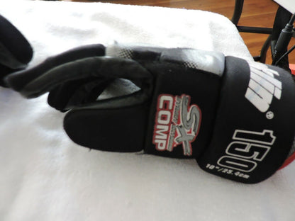 FRANKLIN STREET EXTREME COMP GLOVES  (BLACK AND SILVER AND RED)