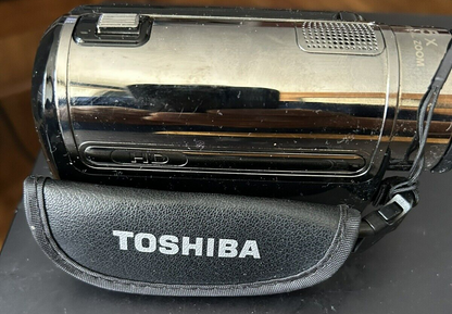 Digital Video Camera, Full-HD 1920 X 1080 (16X Digital Zoom)