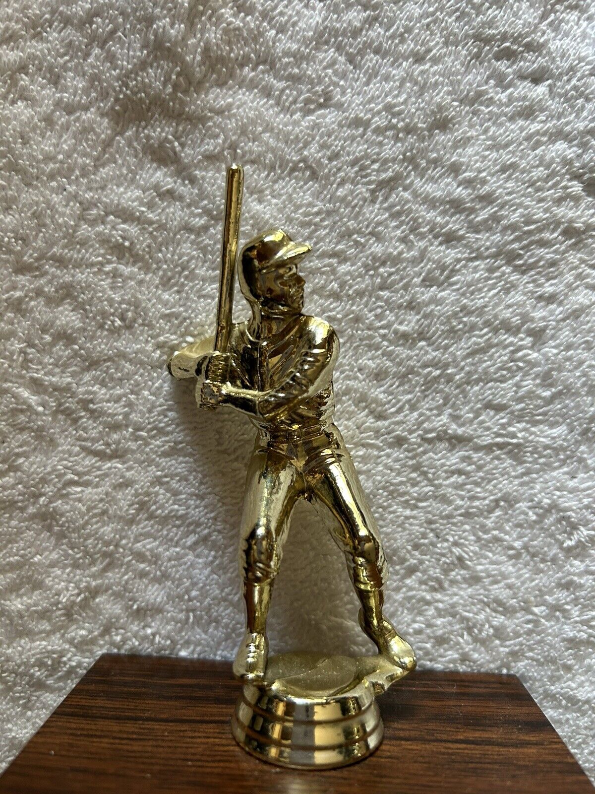 TROPHY: BASEBALL BATTER 5.25X4X3.5 INCHES