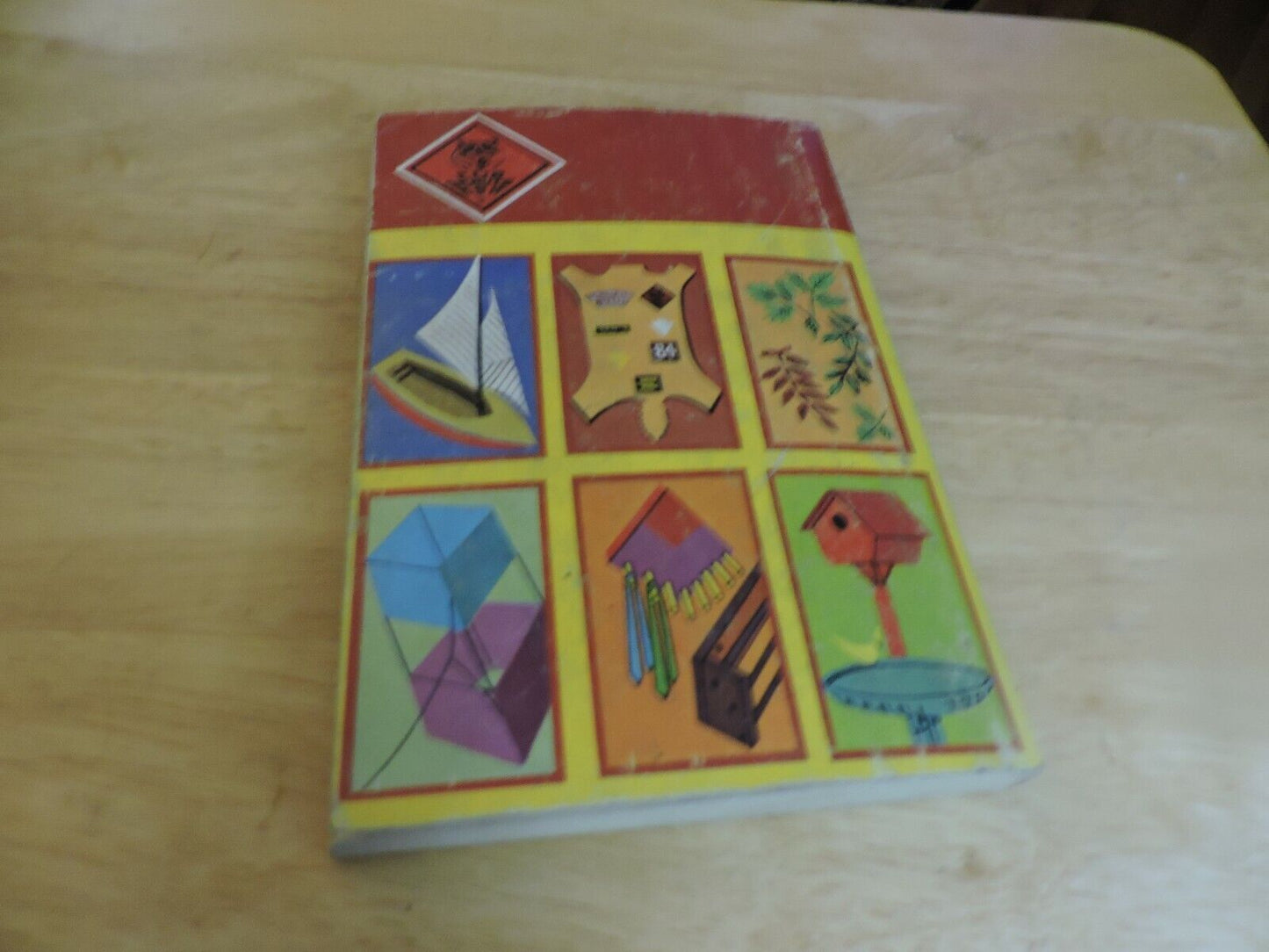 THE CUB SCOUT WOLF HANDBOOK  1970 PRINTING