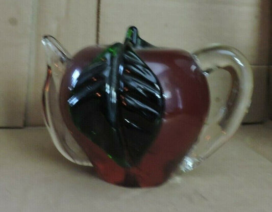 GLASS RED APPLE WITH GREEN LEAF TEAPOT SHAPE  PAPER WEIGHT