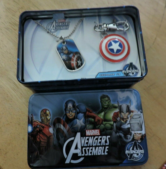 MARVEL AVENGERS ASSEMBLE NECKLACE AND ZIPPER PULL IN COLLECTOR CASE