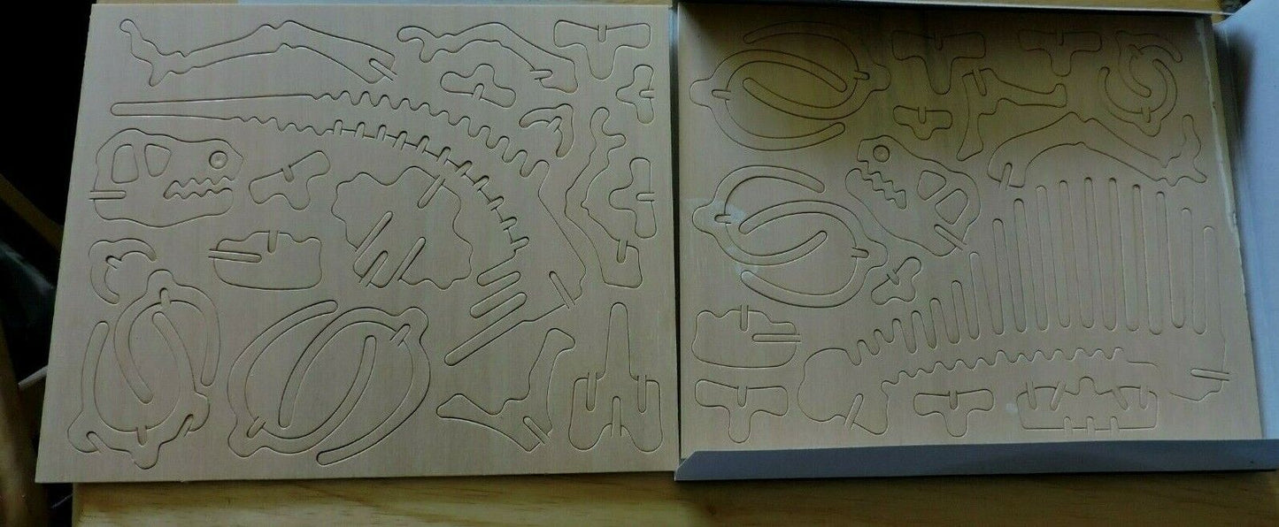 IQ ASSEMBLING PRODUCTS SERIES:  SPINOSAURUS--WOODEN PUZZLE