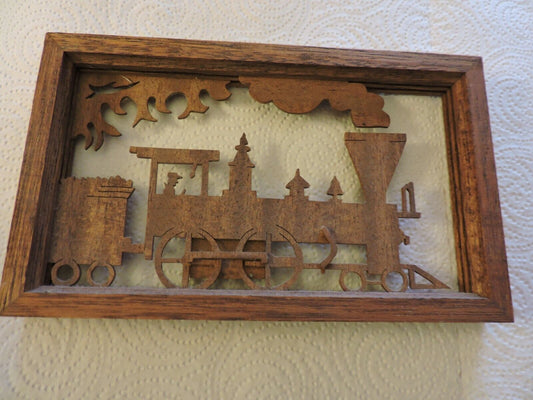 WOODEN LOCOMOTIVE HAND CRAFTED WALL HANGING 7.5 X 4.5 INCHES