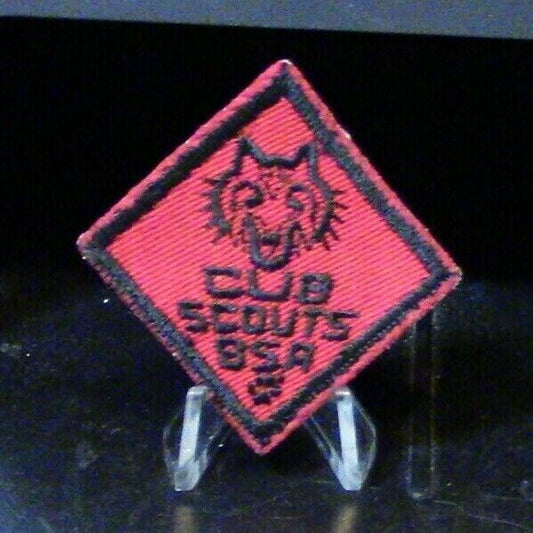 BSA: Vintage (60's) Cub Scout Wolf Rank Patch (Red Background/Black Outline)