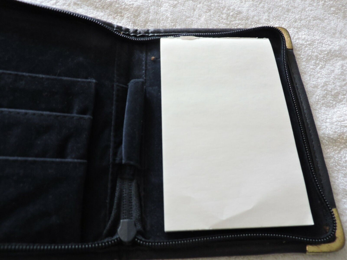 TWA ZIPPERED CASE FOR BUSINESS CARDS AND NOTE PAPER 6.5X4.75 INCHES