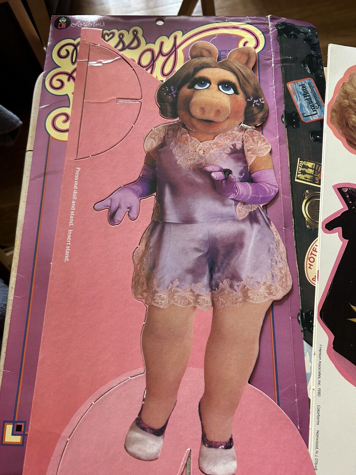 MISS PIGGY PAPER DOLL--COLORFORMS--1980