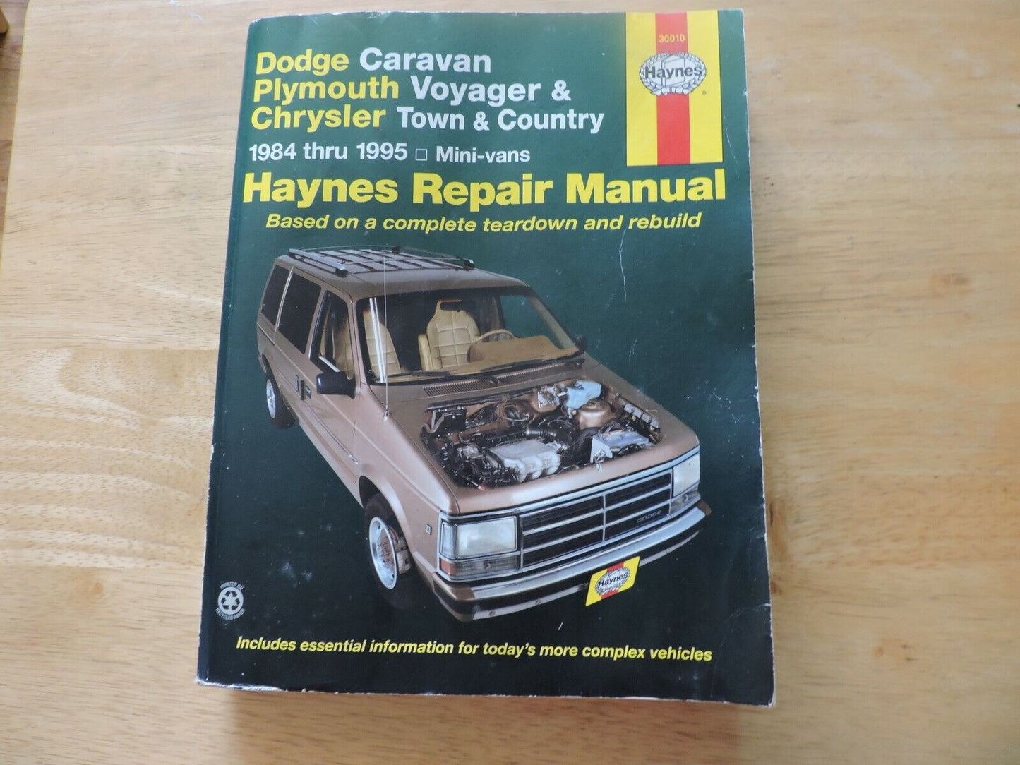 Dodge Caravan Plymouth Voyager & Chrysler Town & Country 1984-85 Repair Manual